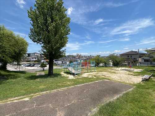 南ヶ丘三丁目公園まで70ｍ