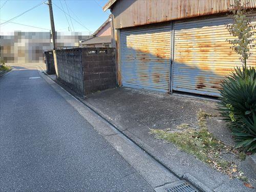 前面道路（2025年8月撮影）