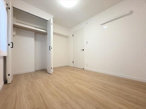 サービスルーム(約5.1帖)