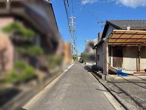 前面道路(2025年11月撮影)