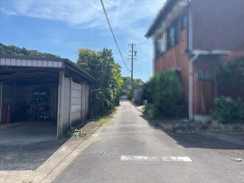 西側道路(2025年8月撮影)