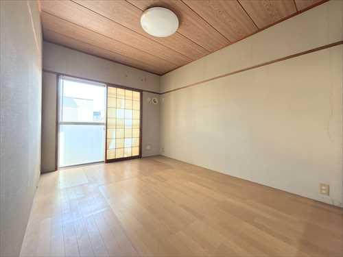 南西側洋室（2F）