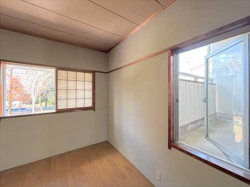 北側洋室（2F）