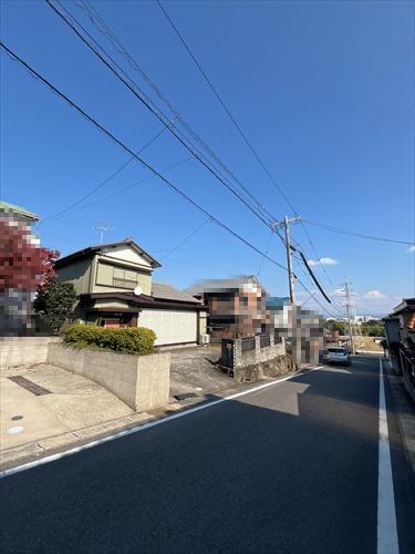 前面道路（令和7年11月撮影）