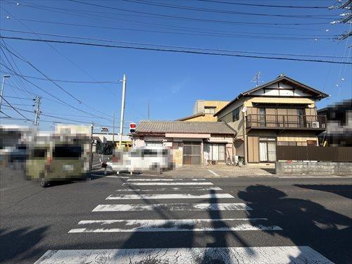 前面道路(2025年12月撮影)