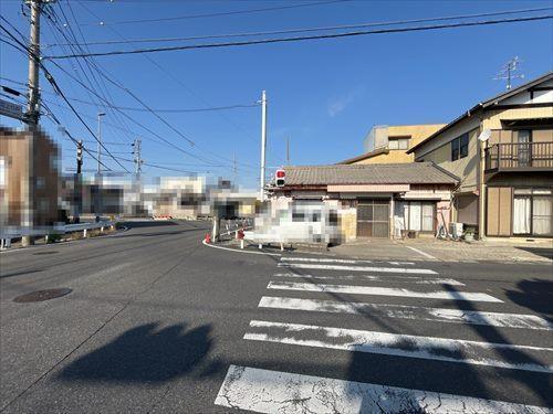 前面道路(2025年12月撮影)