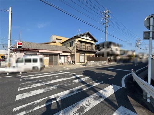 前面道路(2025年12月撮影)