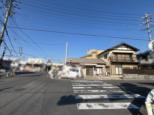 前面道路(2025年12月撮影)