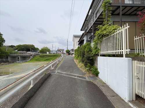 前面道路(2025年11月撮影) 前面道路(2025年11月撮影)