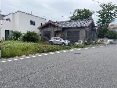 前面道路(2025年5月撮影)