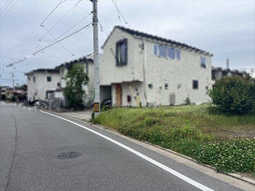 前面道路(2025年5月撮影)