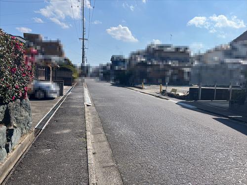 前面道路(2026年4月撮影)