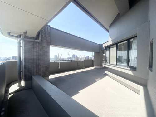 ルーフバルコニー・南西側バルコニー