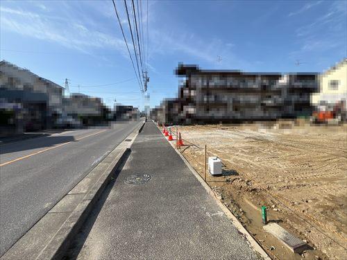 前面道路写真(撮影年月:2026年4月)