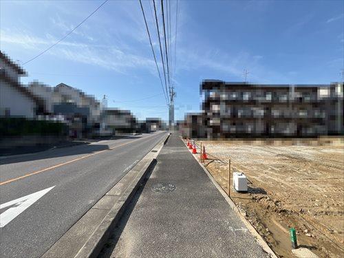 前面道路写真(撮影年月:2026年4月)