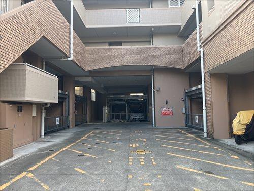 駐車場(一住戸一台確保)