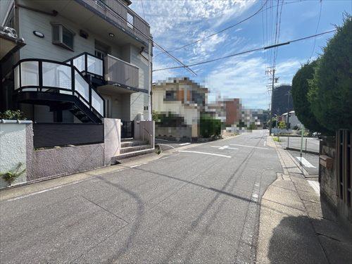 北側前面道路(2026年7月撮影)