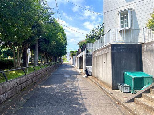 前面道路（2026年7月撮影）