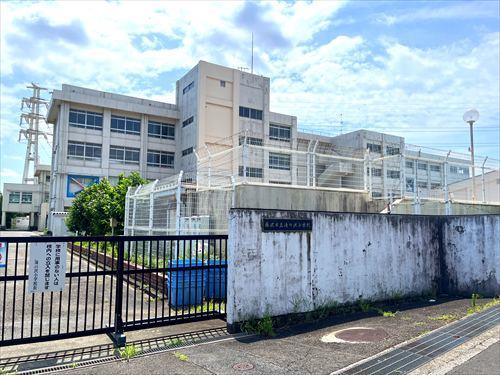 藤沢市立滝の沢小学校まで850m