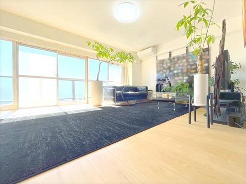 リビングダイニング