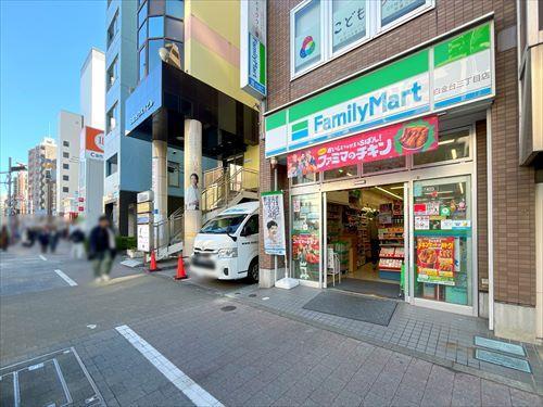 ファミリーマート白金台三丁目店まで90m