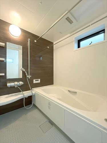 浴室(浴室乾燥機付き)