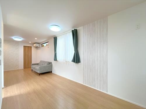 リビングダイニング(床暖房付き)