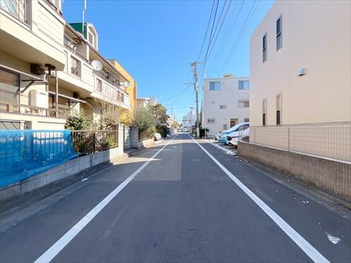 前面道路(2026年2月撮影)