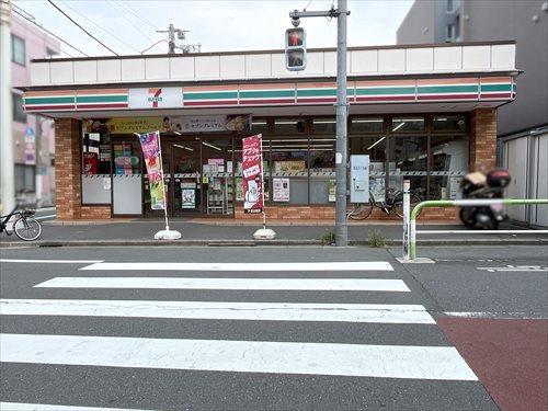 セブンイレブン豊島高松3丁目まで440m