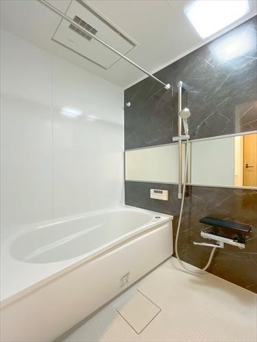 浴室(浴室乾燥機付き)