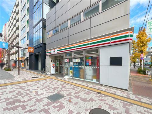 セブンイレブン目黒青葉台2丁目まで70m