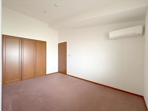 洋室約7.0帖・収納