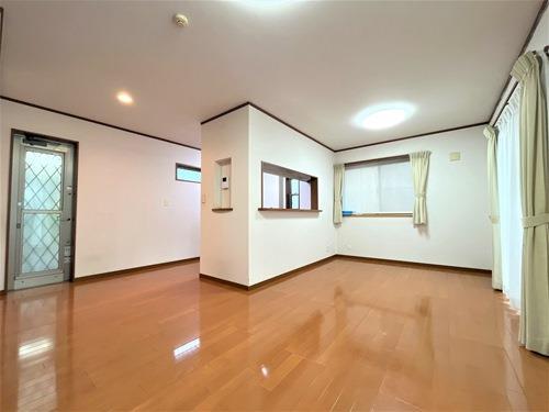 リビングダイニングキッチン-1