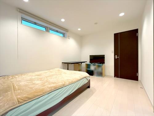 1階　西側サービスルーム約6.9帖