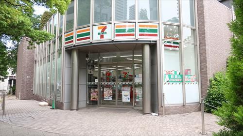 セブンイレブン中央区佃二丁目店320ｍ