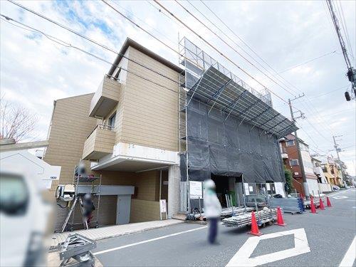 修繕中の現地外観(2025年12月)