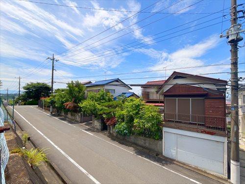 現地含む前面道路