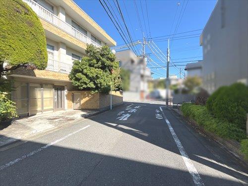 南側前面道路