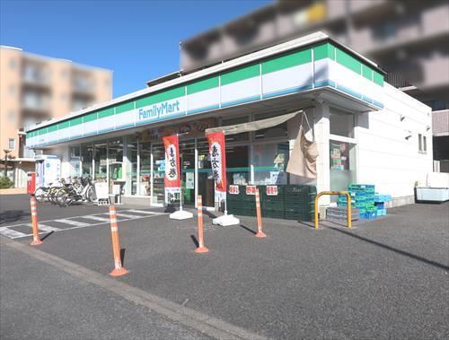 ファミリーマートサンズ新吉田店600m