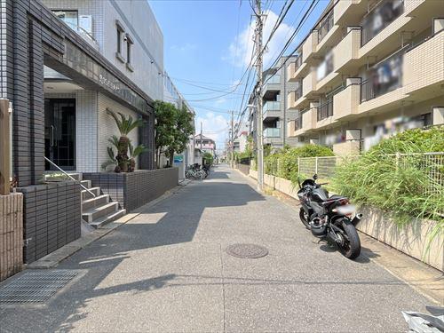 前面道路（物件：左手）