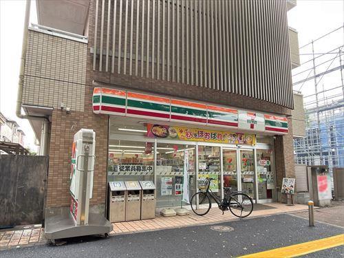 セブンイレブン板橋高島平2丁目店350ｍ