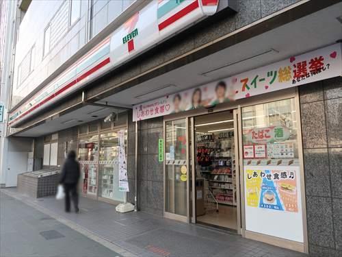 セブンイレブン六本木3丁目店200m