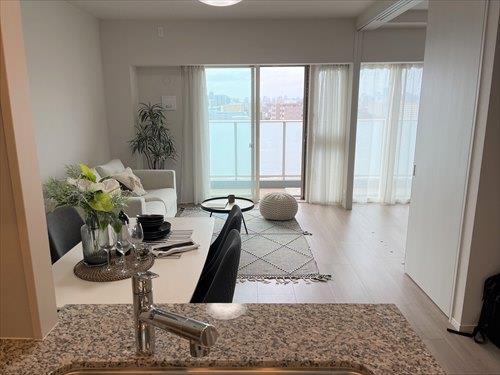 リビングダイニング