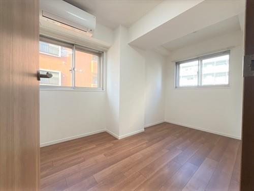 洋室（約5.6帖）