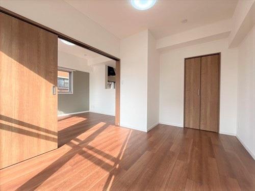 洋室（約5.5帖）