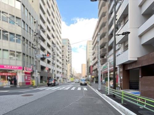 前面道路（2025年12月撮影）