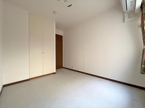 洋室約5.3帖（2）