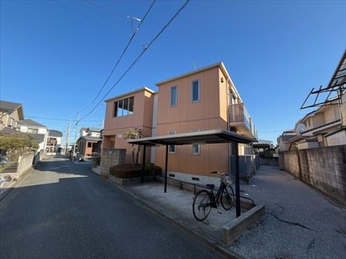 南西側前面道路および外観