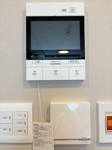 モニター付きインターホン＆床暖房