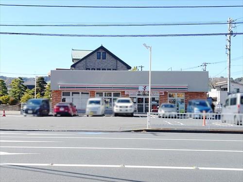 セブンイレブン釜利谷東7丁目店1260ｍ